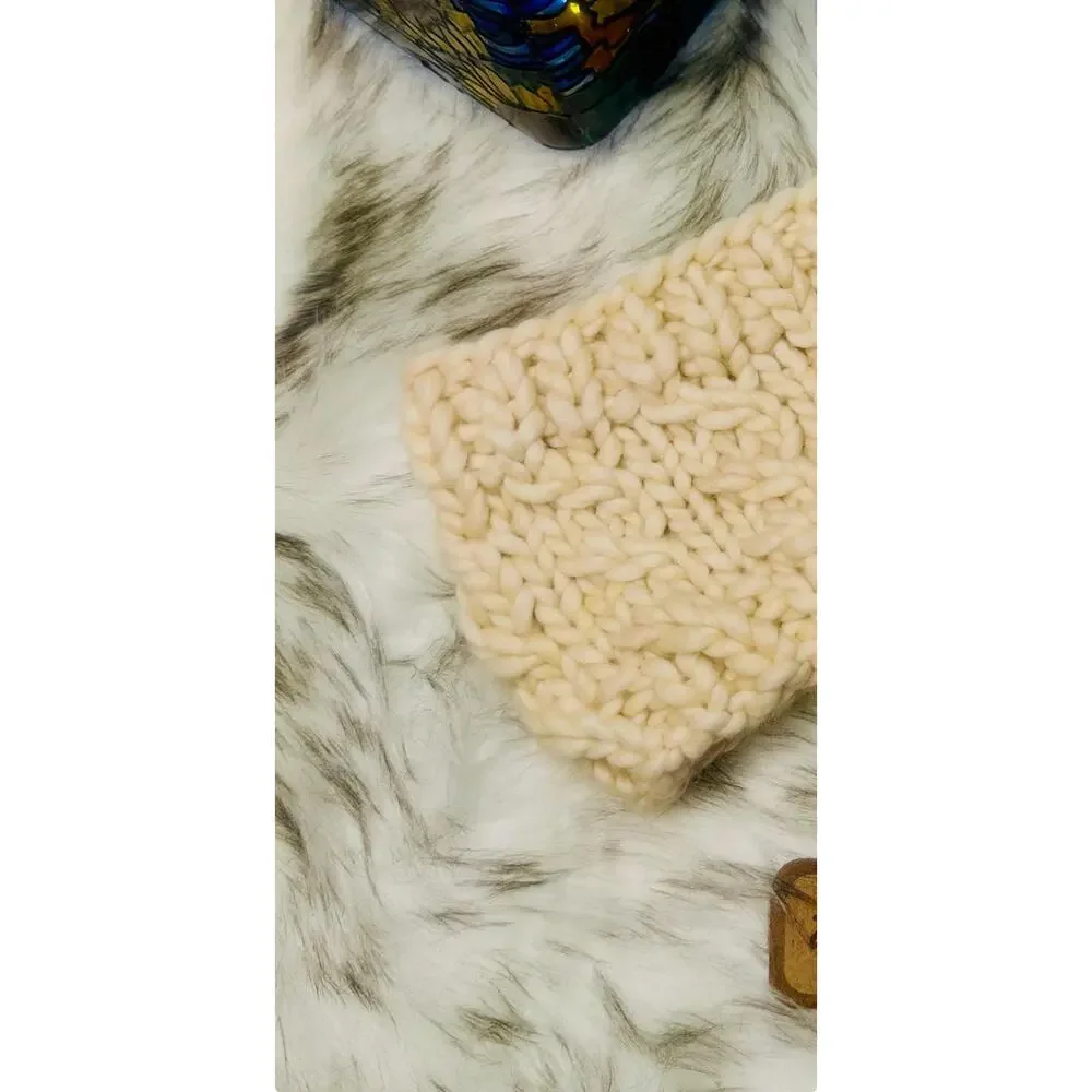 Hand Knit Merino Wool Headband - Lean On Me Design - Ivory Merino Wool